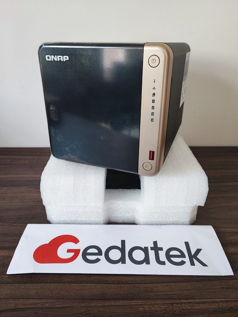 QNAP TS-464